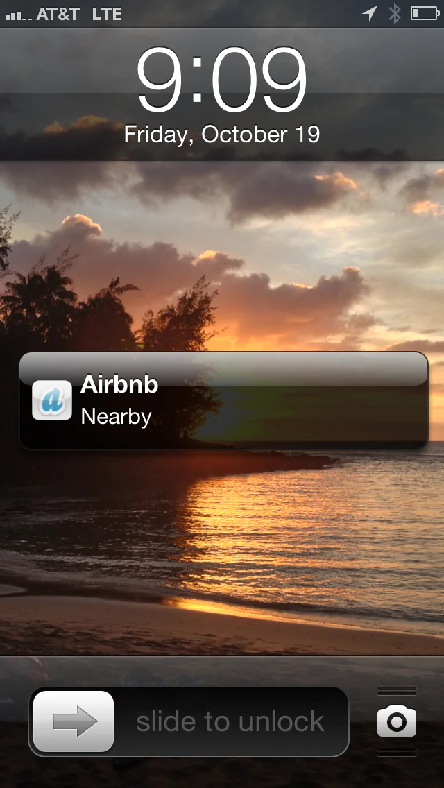 IMG_0648 iPhone lock screen notification that an Airbnb is nearby