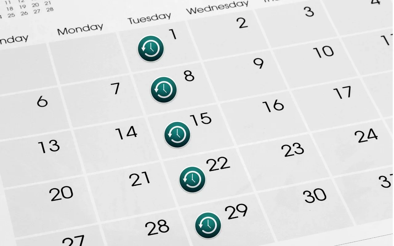 Mac screenshot showing nday Monday Tuesday