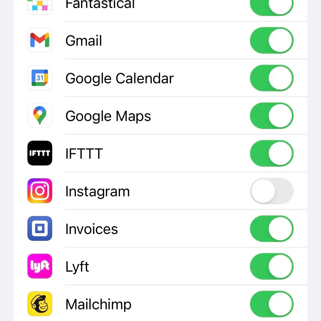 iPhone Cellular settings with individual app switches