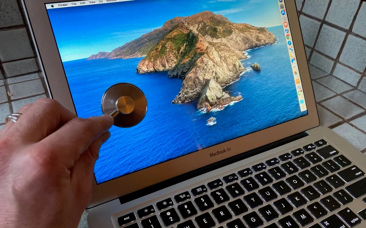 Mac screenshot showing Finder File Edit View MacBook Air