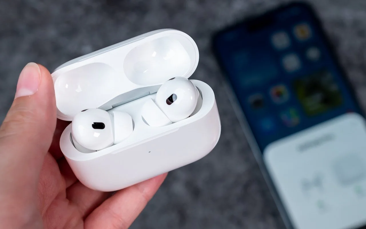 Improve your hearing with the AirPods Pro 2 and iOS 18