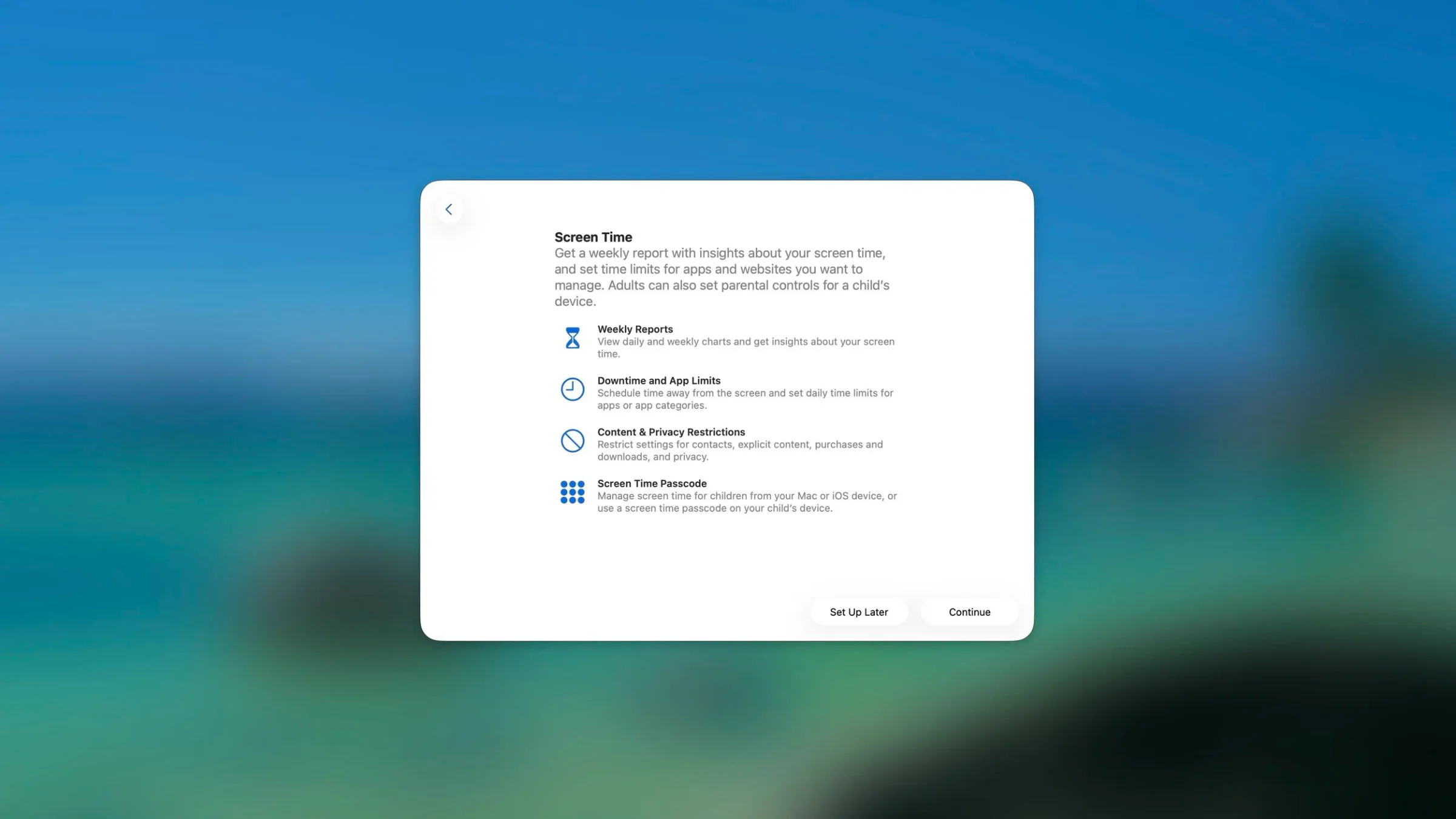 Screen displaying a settings window for Screen Time, with options for weekly reports, app limits, content and privacy restrictions, and a passcode, on a blurred blue-green background.