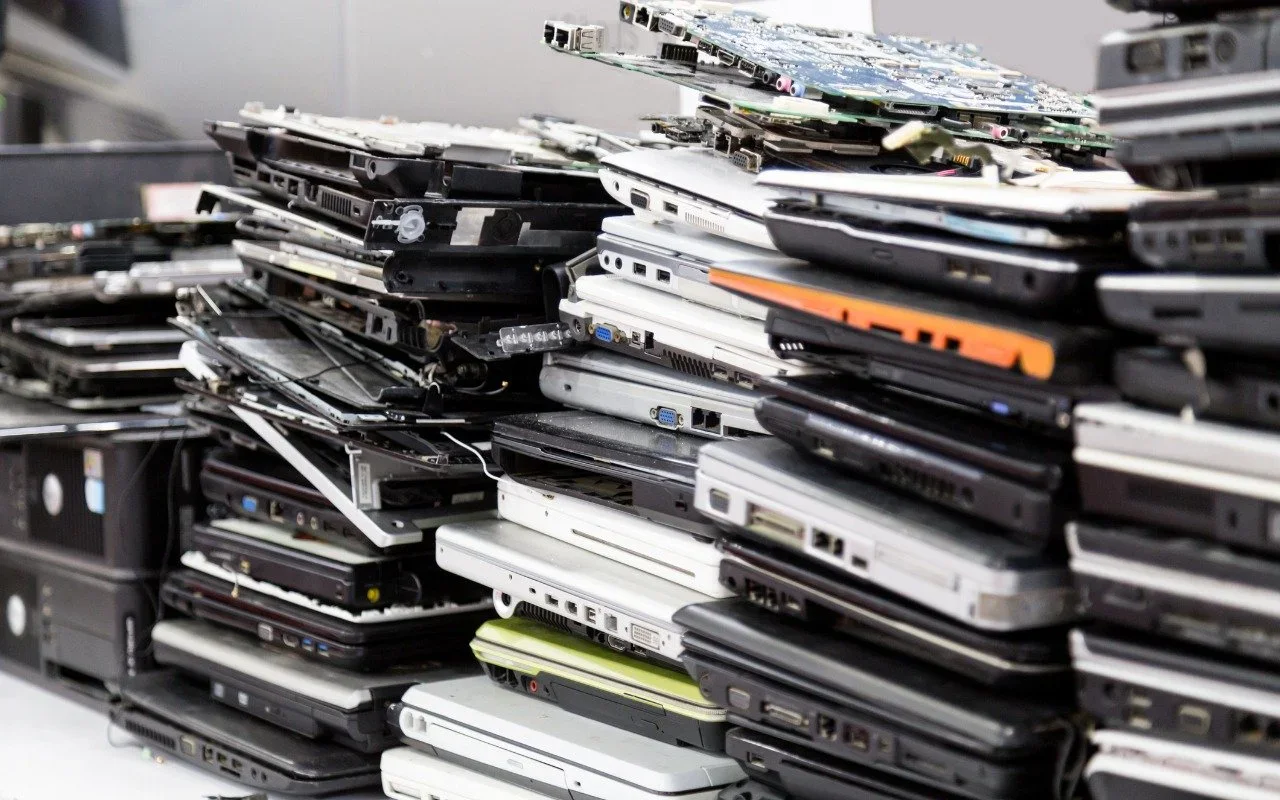 Please dispose of old electronics responsibly not in the t