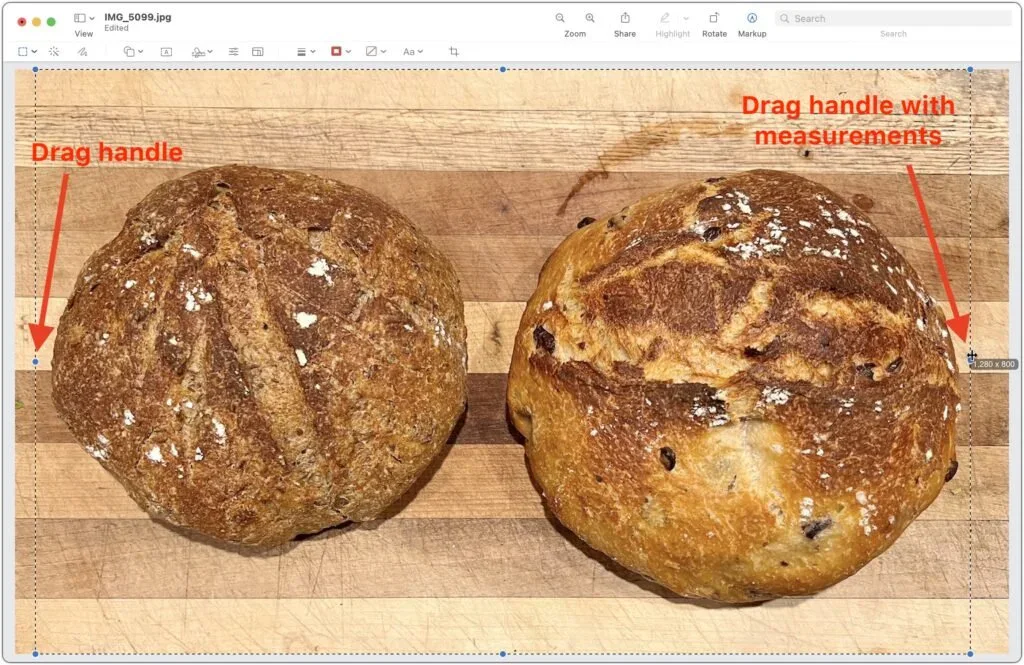 Preview photo of two loaves of bread with drag handles and measurement arrows